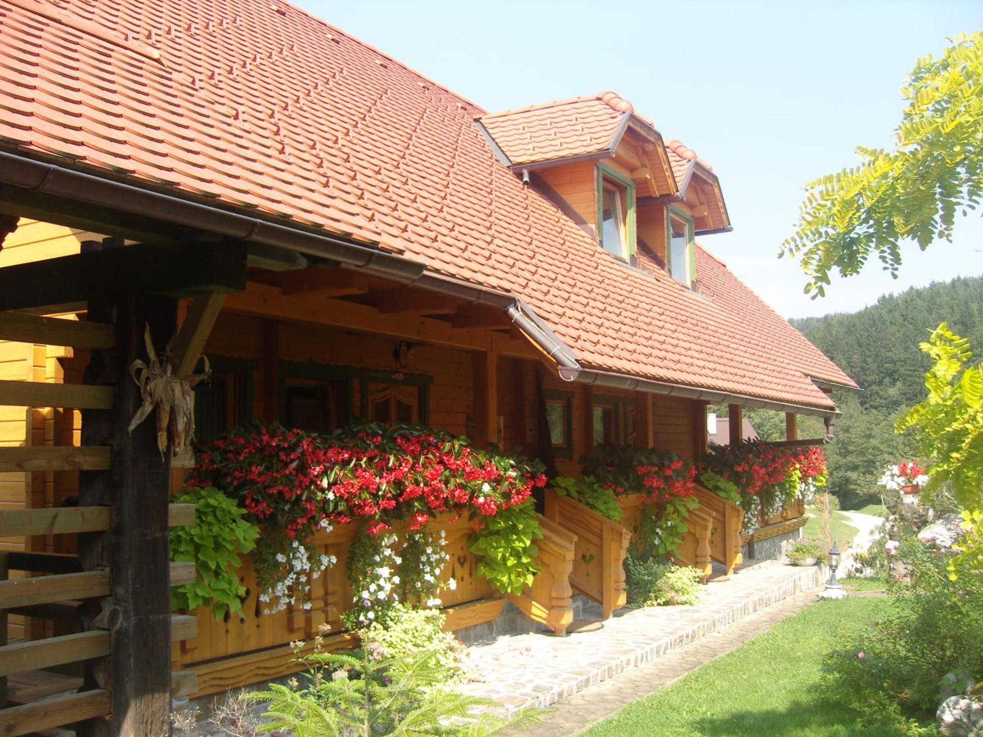 Korosec Apartments And Wellness Centre Mozirje Room photo